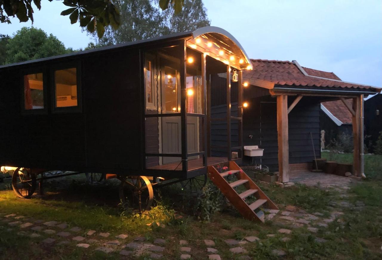 Tiny House, Pipowagen Onder De Kastanje Apartment Aalten Exterior photo